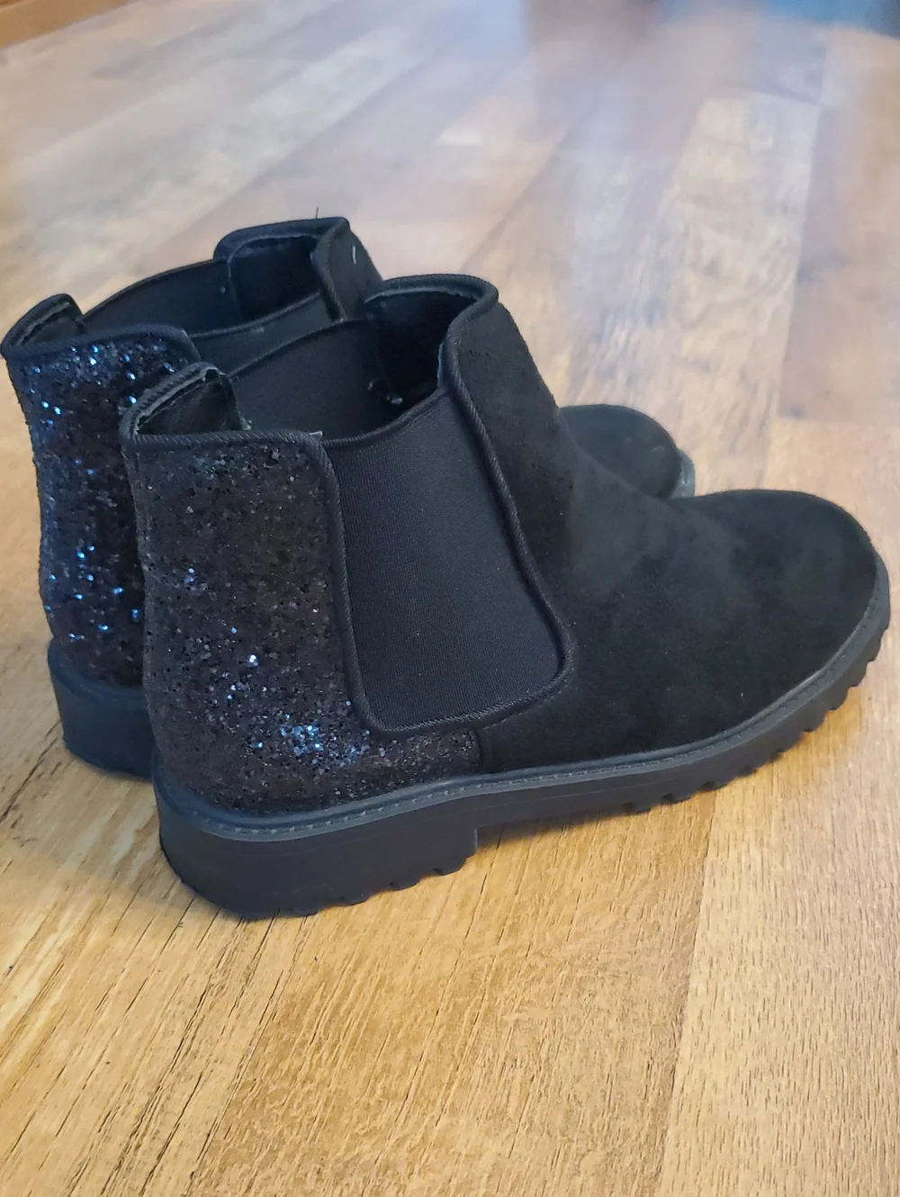 N/A classic black